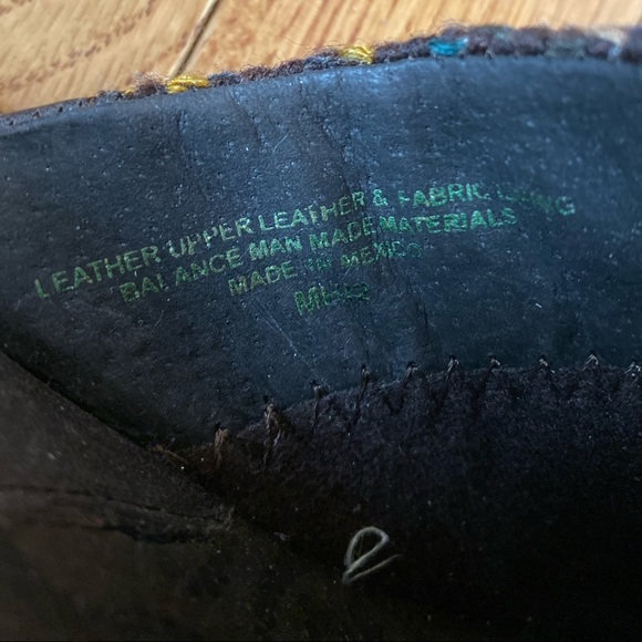 Born Leather and Fabric Clogs. NWOB. - Picture 8 of 8